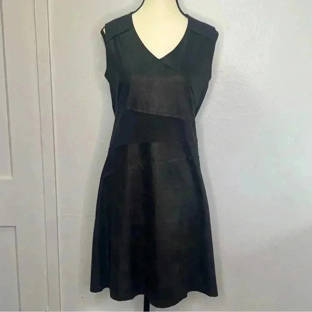 Courage.b Sleeveless V-Neck A- Line Ronite Dress Sz S Black‎